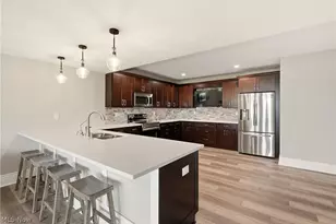 637 Lyonswood Dr, Hinckley, OH 44233 - Photo 31