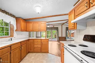 2620 Burnett Rd, Cutler, OH 45724 - Photo 9