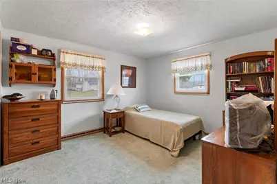 2892 Chadwick Street NW, Massillon, OH 44646 - Photo 11