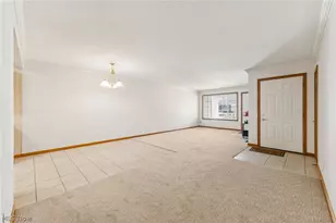 6912 Paradise Way, North Ridgeville, OH 44039 - Photo 9