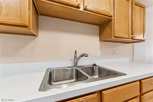 6912 Paradise Way, North Ridgeville, OH 44039 - Photo 15