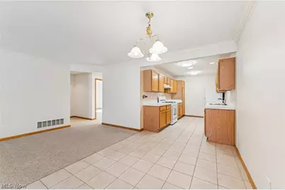 6912 Paradise Way, North Ridgeville, OH 44039 - Photo 11