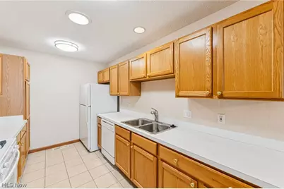 6912 Paradise Way, North Ridgeville, OH 44039 - Photo 13