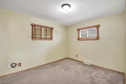1604 Empire Road, Wickliffe, OH 44092 - Photo 19