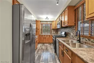 1604 Empire Rd, Wickliffe, OH 44092 - Photo 11