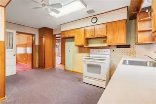 423 S 14th St, Sebring, OH 44672 - Photo 19