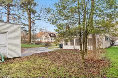 423 S 14th Street, Sebring, OH 44672 - Photo 31