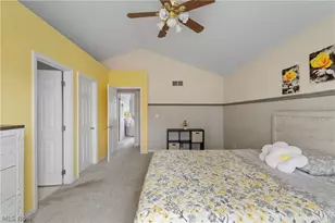 10406 Village Dr, Garrettsville, OH 44231 - Photo 15