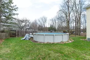 10406 Village Dr, Garrettsville, OH 44231 - Photo 27