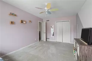 10406 Village Dr, Garrettsville, OH 44231 - Photo 21