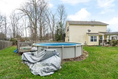 10406 Village Drive, Garrettsville, OH 44231 - Photo 25