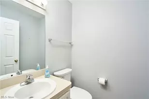 1329 Meadow Run, Copley, OH 44321 - Photo 7