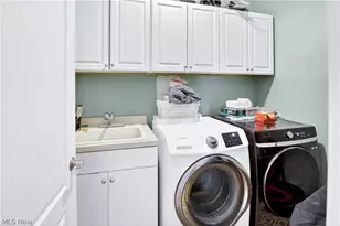 38715 Berkshire Ave, Avon, OH 44011 - Photo 13