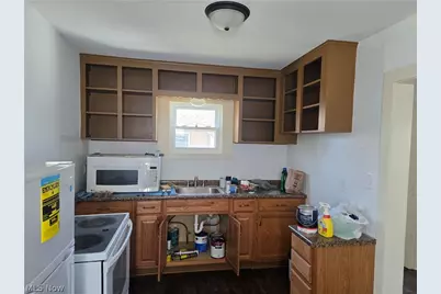 319 17th Street, Elyria, OH 44035 - Photo 5