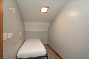 8178 Navarre Rd SW, Massillon, OH 44646 - Photo 19