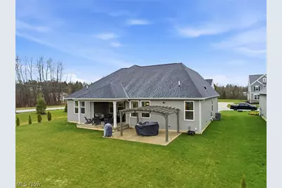 11201 Creek View Way, Columbia Station, OH 44028 - Photo 43