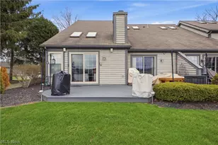 424 N Bayshore Dr, Columbiana, OH 44408 - Photo 7