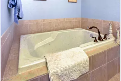 5121 Shepherds Glen, Willoughby, OH 44094 - Photo 17