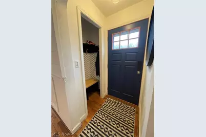 25725 Cook Road, Olmsted Falls, OH 44138 - Photo 3