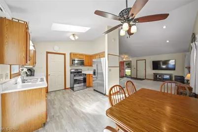 1807 Sandalwood Drive, Avon, OH 44011 - Photo 9