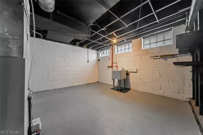 15705 Throckley Avenue, Loveland, OH 44128 - Photo 33