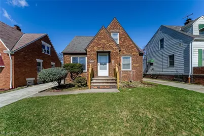 15705 Throckley Avenue, Loveland, OH 44128 - Photo 5