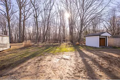 5595 Walnut Street, Mentor on the Lake, OH 44060 - Photo 33