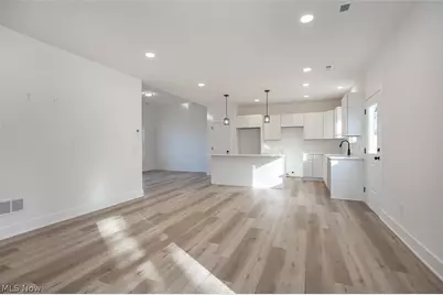 5595 Walnut Street, Mentor on the Lake, OH 44060 - Photo 13