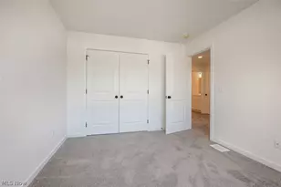 5595 Walnut St, Mentor on the Lake, OH 44060 - Photo 23