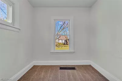 12905 Watterson Avenue, Loveland, OH 44105 - Photo 15