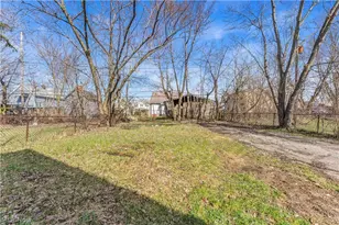 12905 Watterson Ave, Loveland, OH 44105 - Photo 29