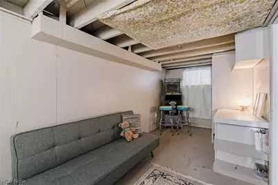 2679 N Bender Avenue, Akron, OH 44319 - Photo 25