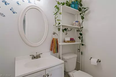 2679 N Bender Avenue, Akron, OH 44319 - Photo 17