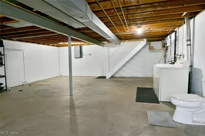 9812 Deltona Drive, New Middletown, OH 44442 - Photo 41