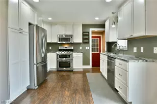 9812 Deltona Dr, New Middletown, OH 44442 - Photo 15