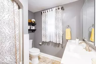 1274 Neptune Ave, Akron, OH 44301 - Photo 19