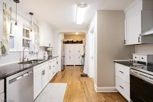 1274 Neptune Ave, Akron, OH 44301 - Photo 11