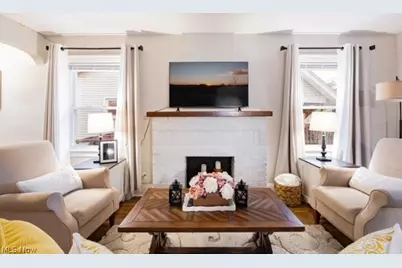 1274 Neptune Avenue, Akron, OH 44301 - Photo 9