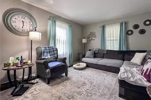 869 Frederick St, Niles, OH 44446 - Photo 3