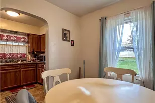 869 Frederick St, Niles, OH 44446 - Photo 5