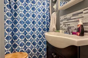 869 Frederick St, Niles, OH 44446 - Photo 11