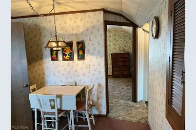 984 W Main Street, Sugarcreek, OH 44681 - Photo 19