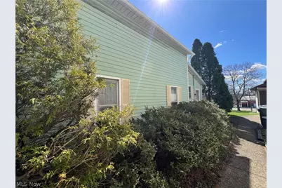 984 W Main Street, Sugarcreek, OH 44681 - Photo 29