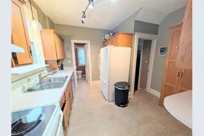 2002 Kirk Court NW, Canton, OH 44709 - Photo 13