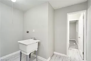 6255 Randolph Rd, Huber Heights, OH 44146 - Photo 13