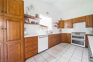 9554 Dover Rd, Apple Creek, OH 44606 - Photo 15