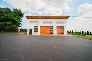 9554 Dover Rd, Apple Creek, OH 44606 - Photo 13