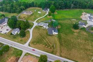 9554 Dover Rd, Apple Creek, OH 44606 - Photo 3