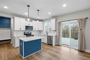 4470 Edgeview Trl, Brunswick, OH 44212 - Photo 9