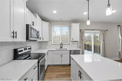 4470 Edgeview Trail, Brunswick, OH 44212 - Photo 7